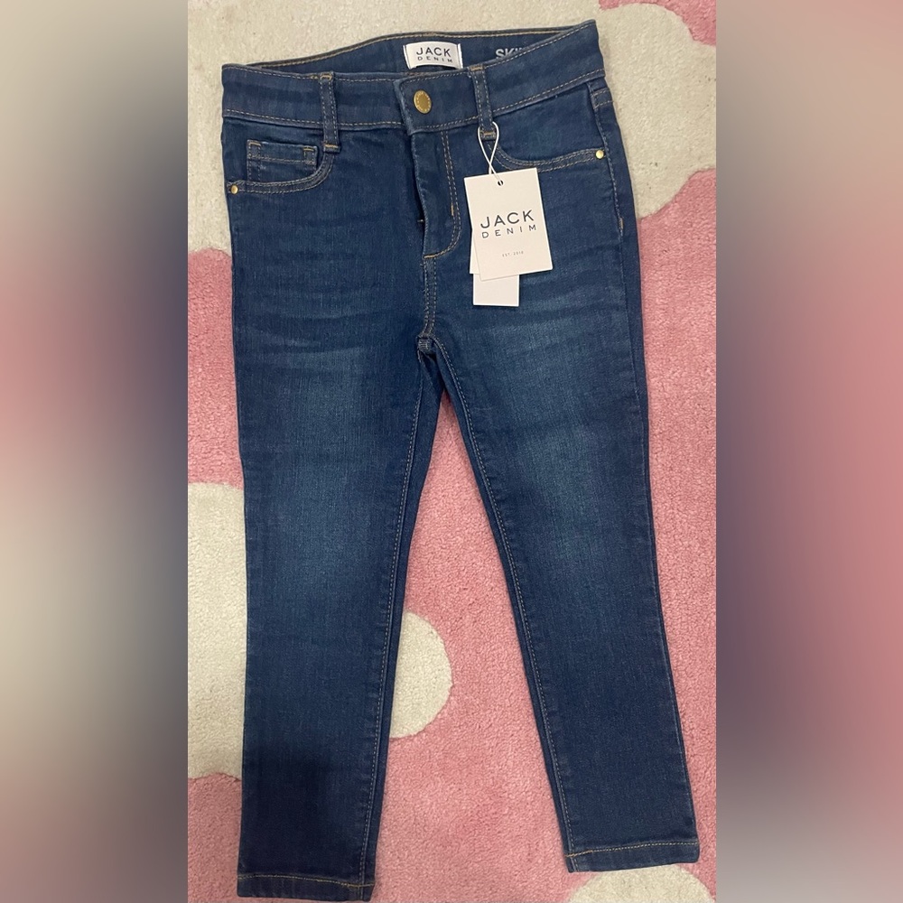 New 4T skinny jeans